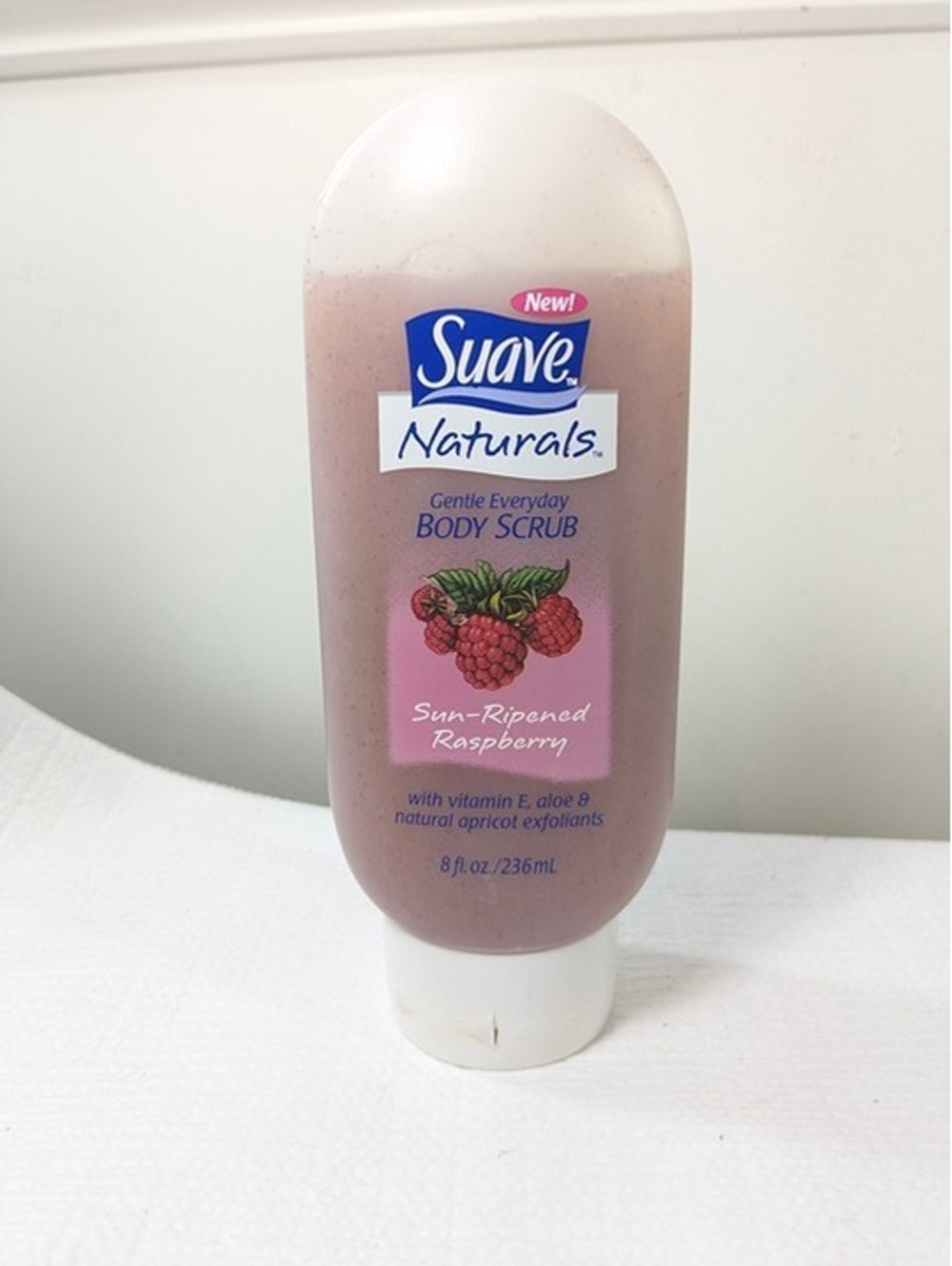 Suave Naturals Body Scrub wash gel Sun-Ripened Raspberry 8fl oz Vintage READ